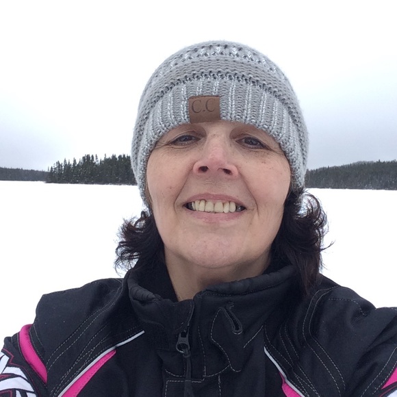 Meet your Posher, Pauline - Picture 1 of 1